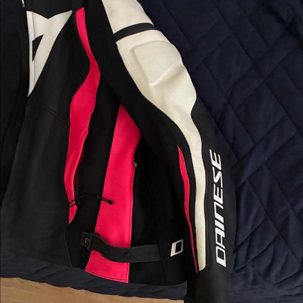 Dainese Women's Black and Pink Leather Motorcycle Jacket - Picture 5 of 5